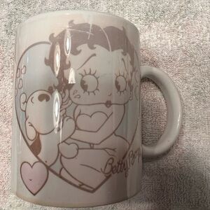 Betty Boop Pink and Beige Heart Graphic Mug